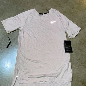 Nike woman’s shirt